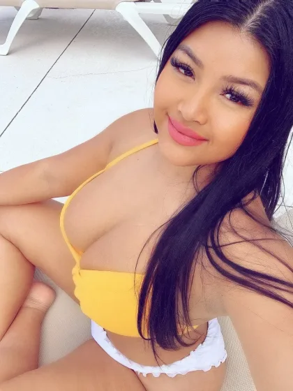 Angelina photo 5 in Pattaya: 28 years old, european, curvy, black hair, 170 cm, 57 kg, D bust