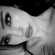 Briana photo 5 in Al Rayyan: 21 years old, arab, curvy, black hair, 160 cm, 50 kg, B bust
