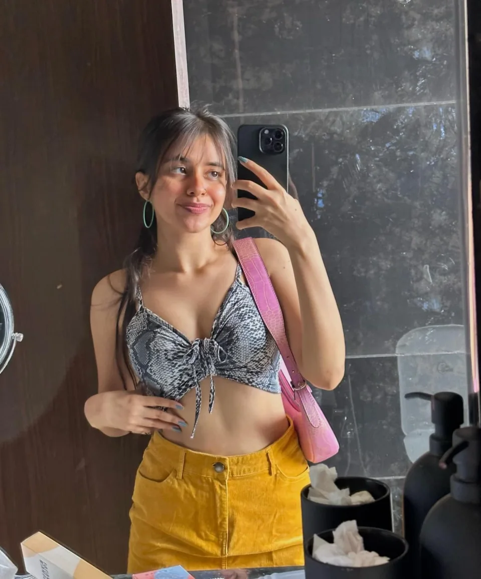 Calista photo 1 in Sohar: 27 years old, asian, slim, black hair, 169 cm, 62 kg, B bust
