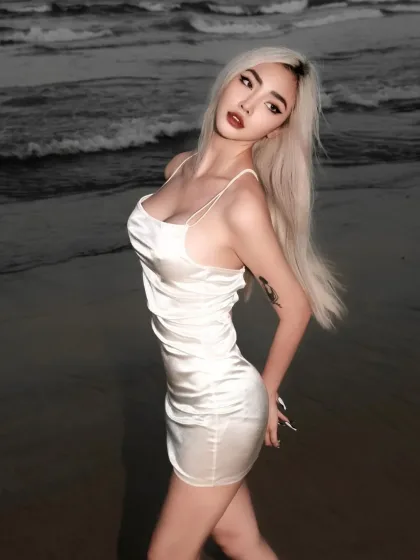 Carina photo 4 in Pattaya: 24 years old, asian, slim, blonde hair, 165 cm, 52 kg, B bust
