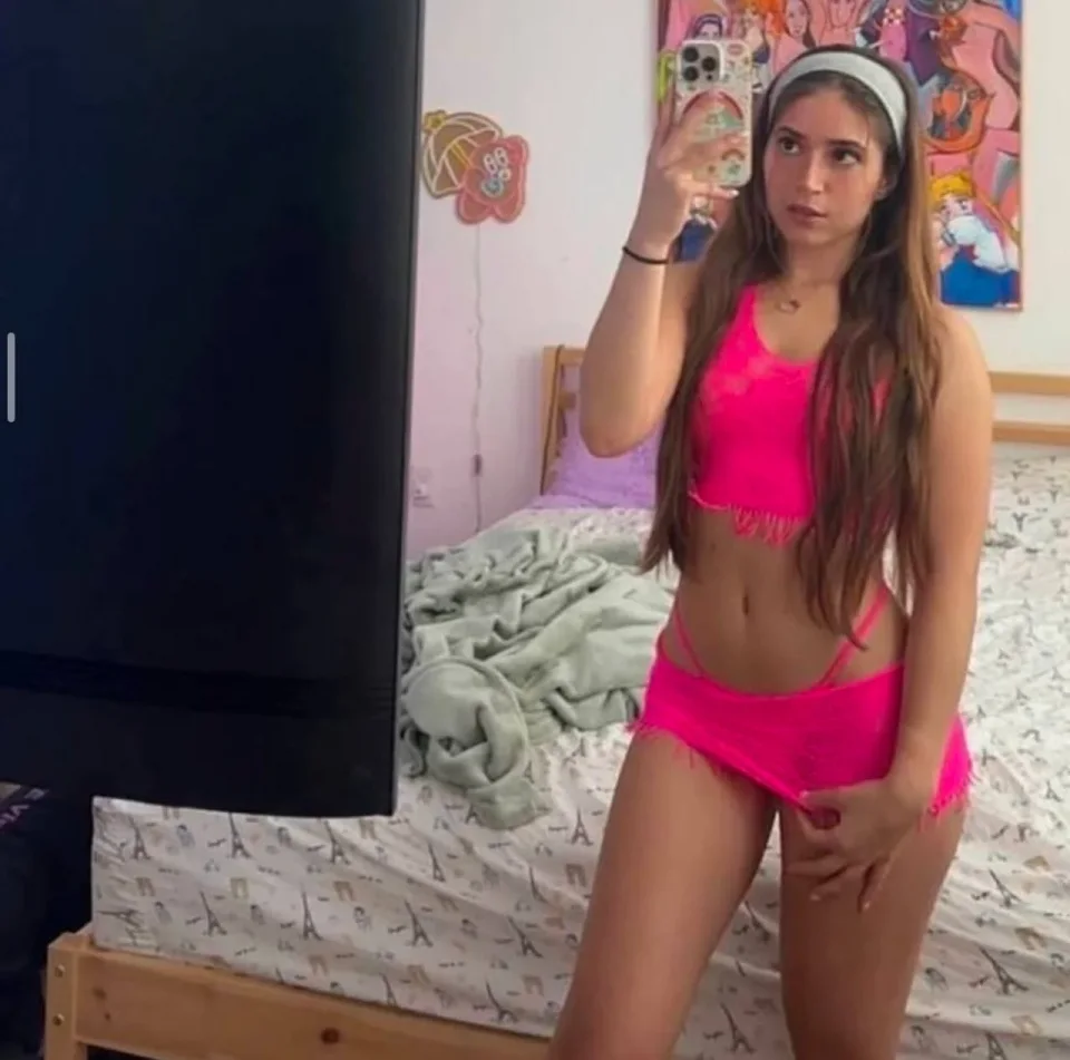 Celia photo 5 in Thanyaburi: 26 years old, european, regular, brown hair, 171 cm, 54 kg, B bust