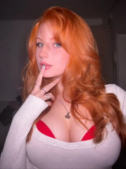 Kailee photo 1 in Abu Dhabi: 20 years old, european, slim, red hair, 170 cm, 55 kg, C bust