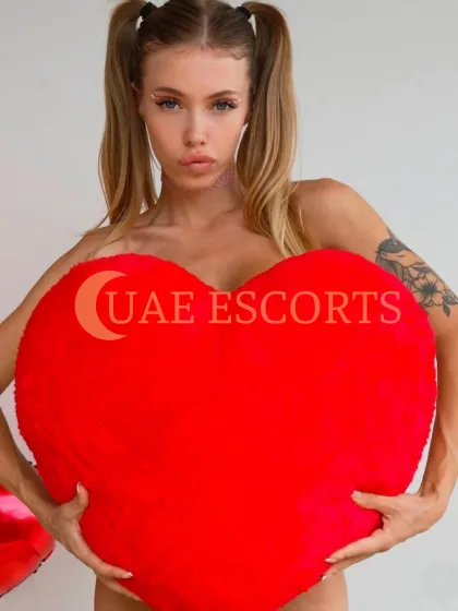 Aida photo 6 in Aldershot: 33 years old, regular, black hair, 160 cm, 54 kg, Small bust