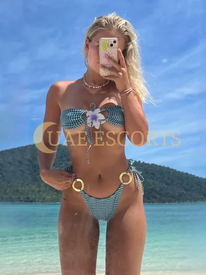 Allegra photo 2 in Cambridge: 21 years old, european, slim, blonde hair, 168 cm, 53 kg, Medium bust