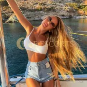 Alma photo 2 in Leicester: 23 years old, european, slim, brown hair, 171 cm, 54 kg, Medium bust