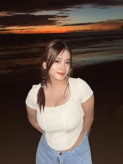 Ebony photo 4 in Ajman: 21 years old, asian, regular, black hair, 161 cm, 55 kg, A bust