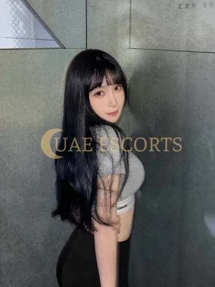 Brooke photo 2 in Leeds: 25 years old, asian, black hair, 166 cm, 48 kg, Large bust