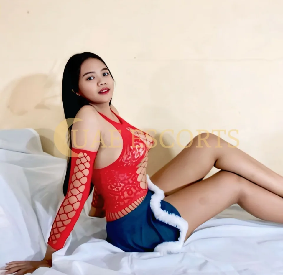 Кристина фото 9 - Brighton, 19 лет, азиатская, фигуристая, черные волосы, 162 см, 46 кг, грудь Medium