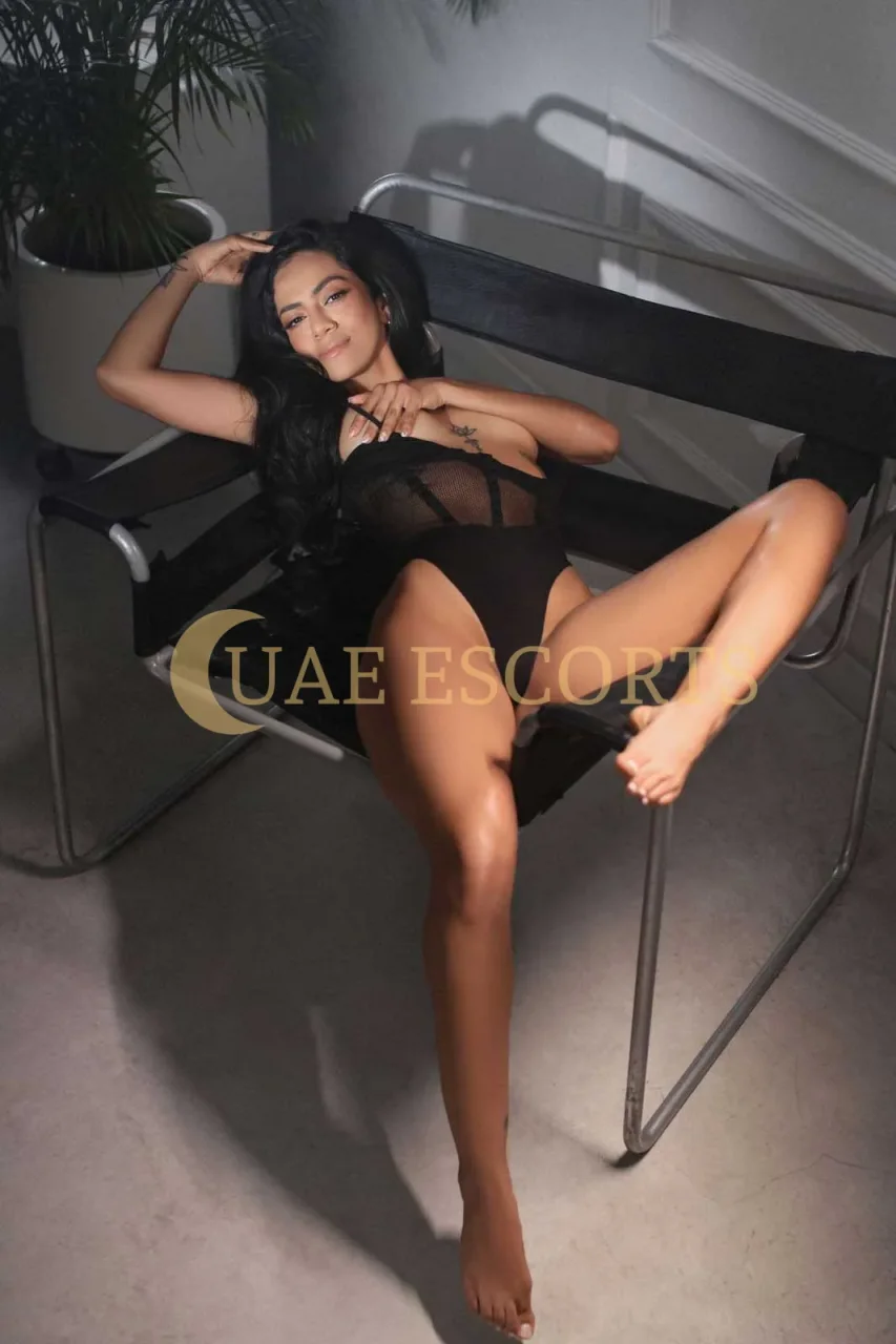 Dakota photo 3 in Haarlem: 25 years old, regular, black hair, 167 cm, 58 kg, Medium bust