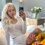 Davina photo 4 in Bochum: 28 years old, european, black hair, 187 cm, 69 kg, Large bust