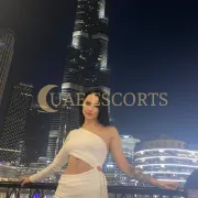 Dawn photo 3 in Marseille: 26 years old, slim, black hair, 171 cm, 53 kg, Medium bust