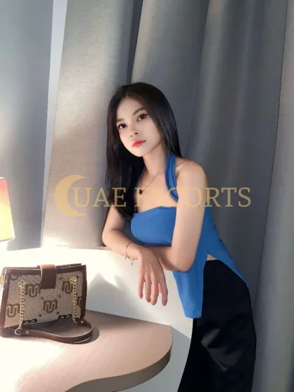 Denise photo 2 in Saintes: 25 years old, asian, slim, black hair, 157 cm, 40 kg, Medium bust