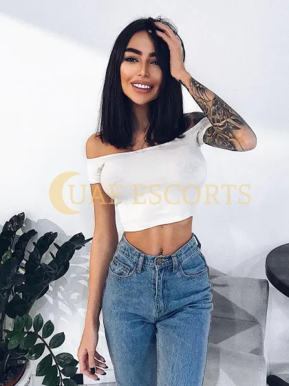 Elaine photo 1 in Bangor: 26 years old, regular, brown hair, 174 cm, 61 kg, Large bust