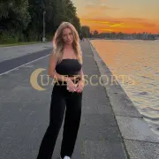 Elisa photo 3 in Caen: 24 years old, european, regular, blonde hair, 169 cm, 55 kg, Medium bust