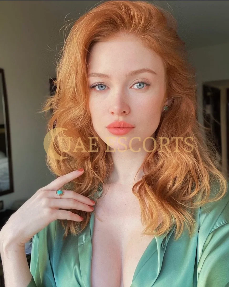 Elise photo 5 in Grafenwohr: 36 years old, slim, red hair, 170 cm, 50 kg, Small bust