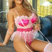 Elliana photo 3 in Montrouge: 33 years old, slim, black hair, 171 cm, 55 kg, Medium bust