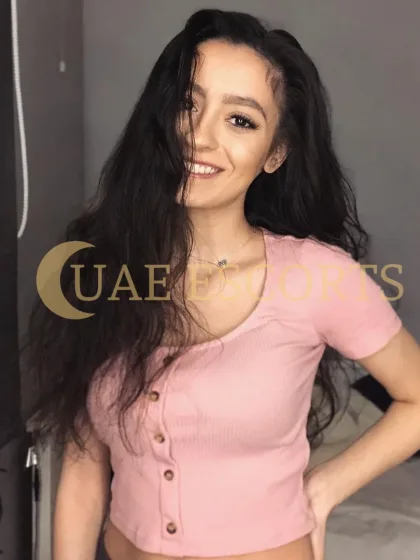Emilia photo 2 in Ingolstadt: 26 years old, european, regular, black hair, 167 cm, 54 kg, Large bust