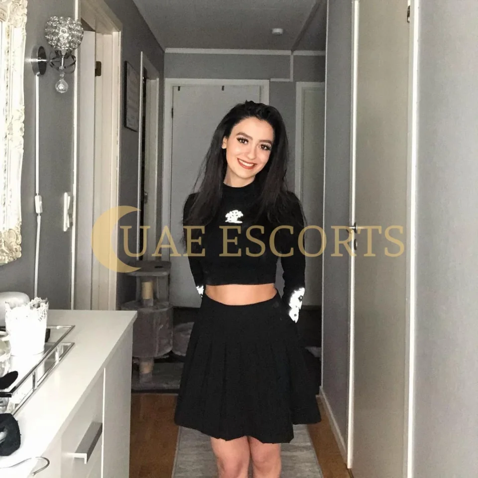Emilia photo 7 in Ingolstadt: 26 years old, european, regular, black hair, 167 cm, 54 kg, Large bust