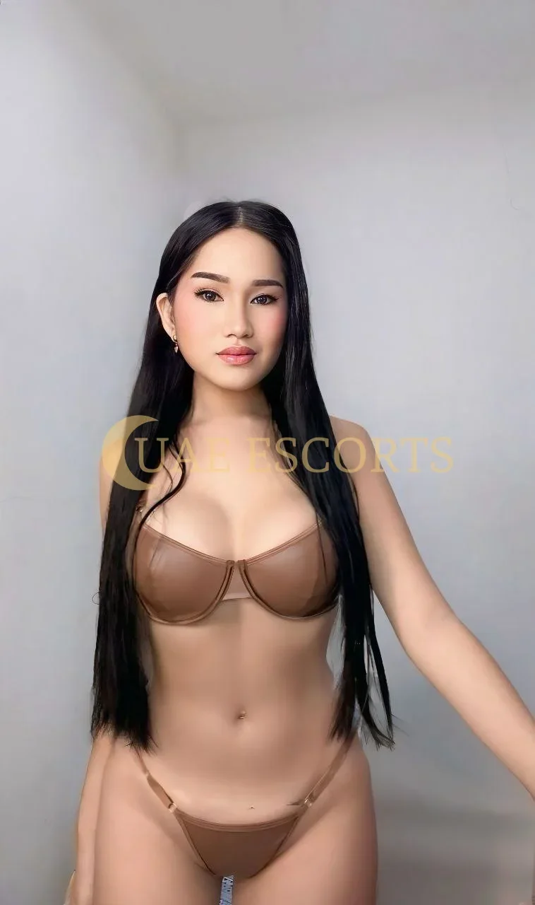 Esme photo 5 in Bradford: 26 years old, regular, black hair, 166 cm, 55 kg, Medium bust