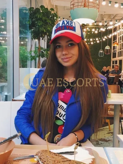 Фиона фото 3 - Le Puy-en-Velay, 25 лет, стройная, шатенка, 168 см, 50 кг, грудь Medium