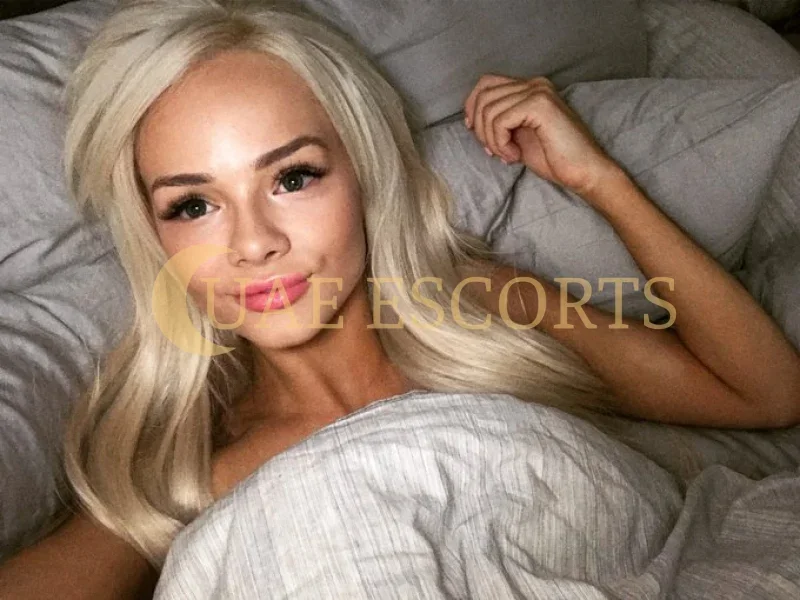 Frances photo 1 in Almere: 35 years old, european, regular, blonde hair, 97 kg, Medium bust