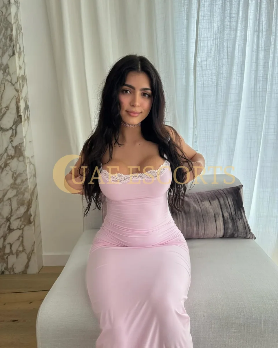 Hazel photo 1 in Wuppertal: 28 years old, slim, black hair, 168 cm, 50 kg, Large bust