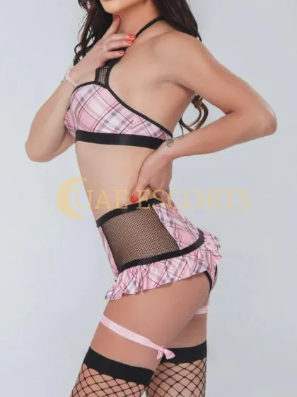 Iona photo 2 in Koblenz: 39 years old, european, slim, brunette, 163 cm, 51 kg, Large bust