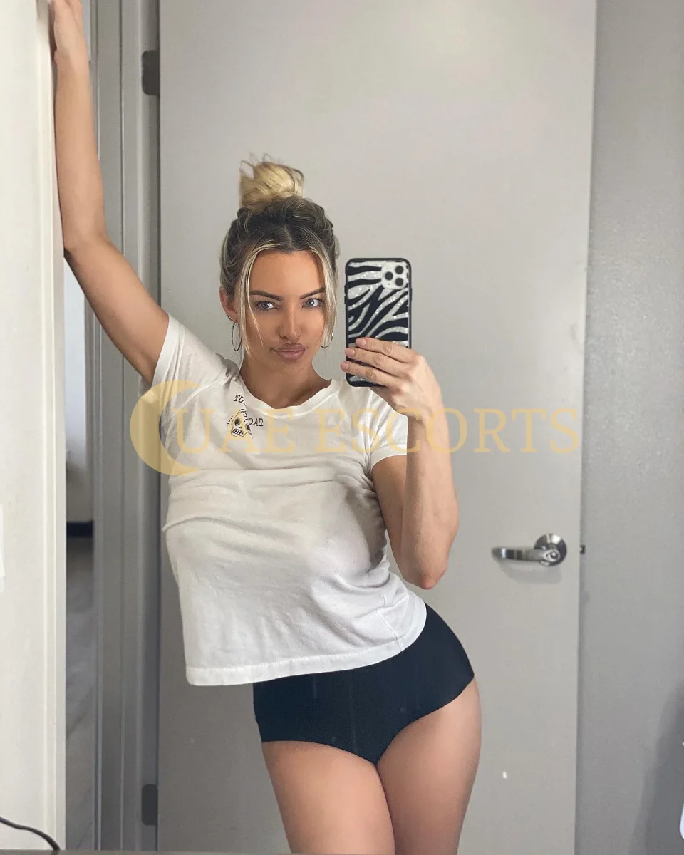 Джейд фото 4 - Mainz, 29 лет, regular, блондинка, 160 см, 50 кг, грудь Large