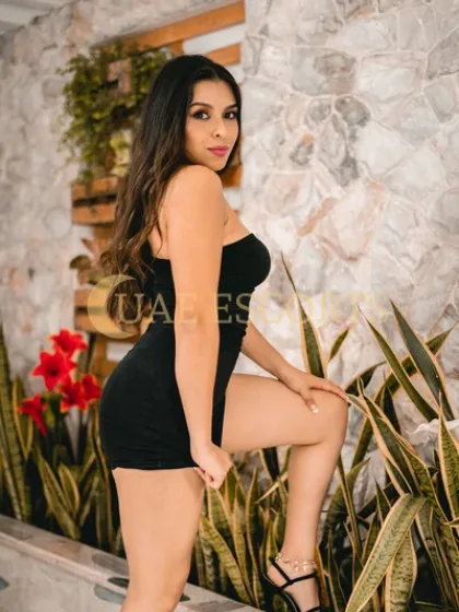 Kelsey photo 2 in Munich: 26 years old, regular, brown hair, 158 cm, 55 kg, Medium bust