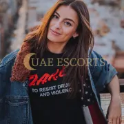 Madeleine photo 4 in Groningen: 28 years old, curvy, black hair, 160 cm, 54 kg, Large bust