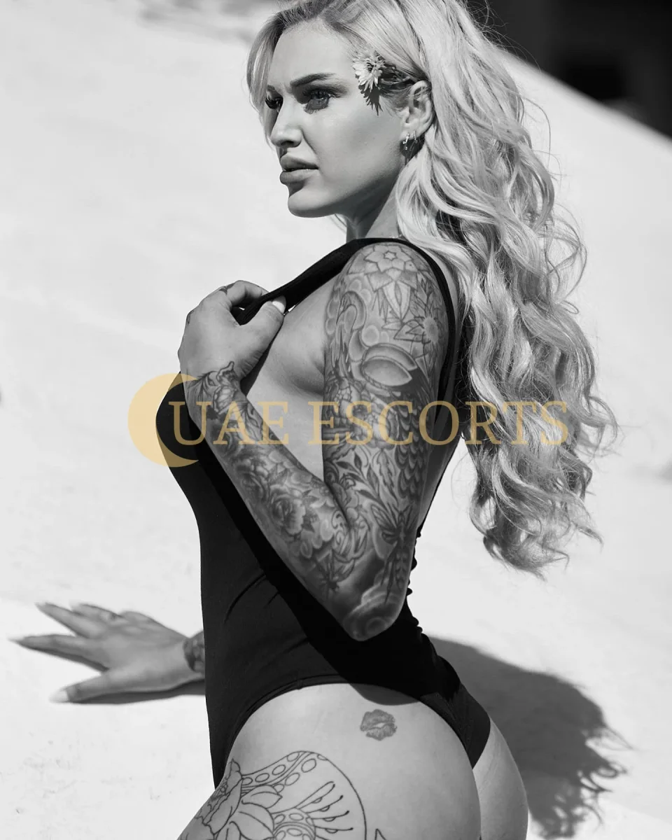 Megan photo 5 in Cambridge: 30 years old, regular, blonde hair, 170 cm, 55 kg, Large bust