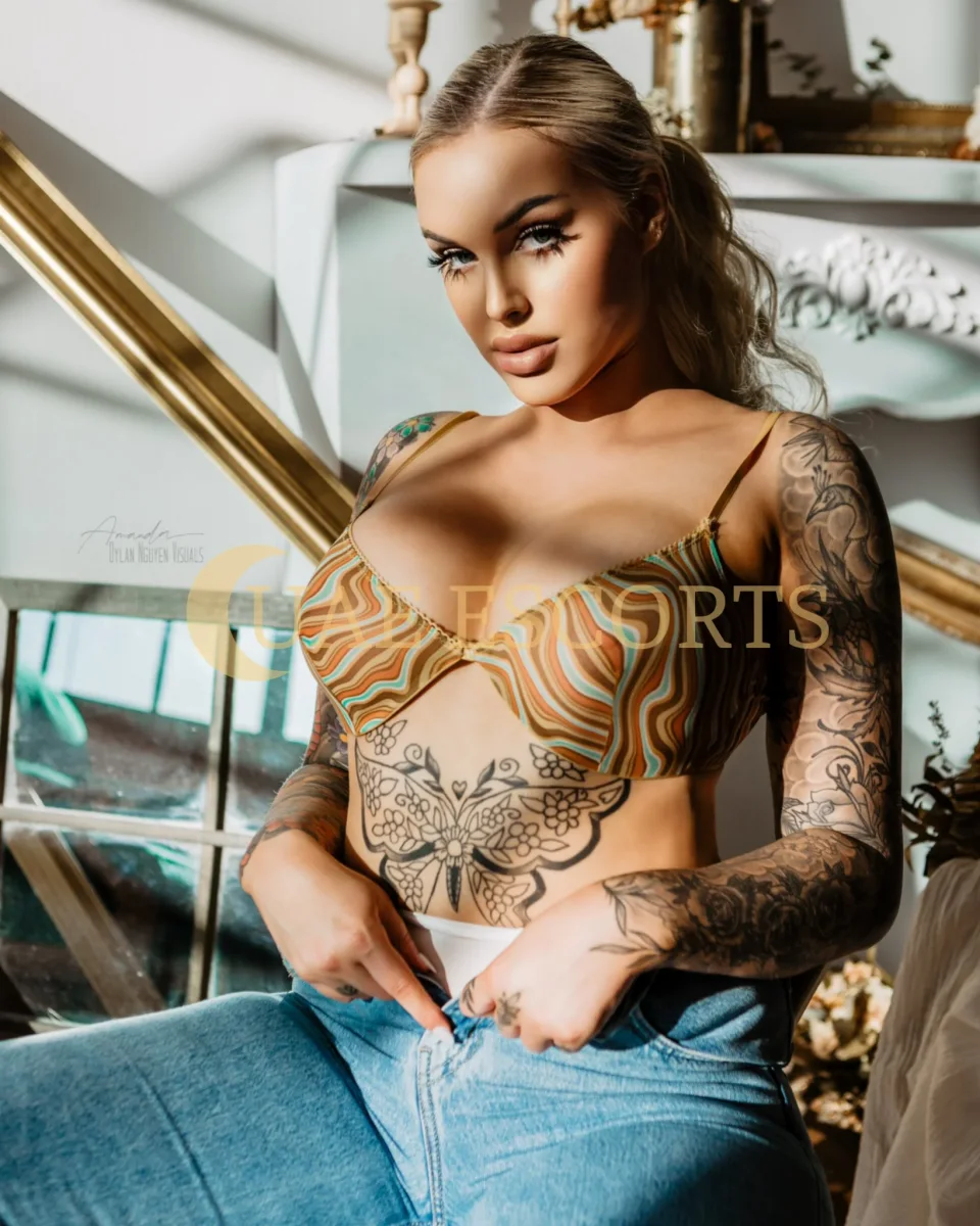 Megan photo 9 in Cambridge: 30 years old, regular, blonde hair, 170 cm, 55 kg, Large bust