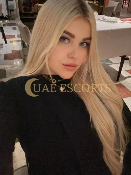 Miranda photo 5 in Paris: 25 years old, european, slim, blonde hair, 168 cm, 50 kg, Large bust