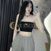 Nadine photo 2 in Lyon: 25 years old, slim, black hair, 165 cm, 49 kg, Large bust