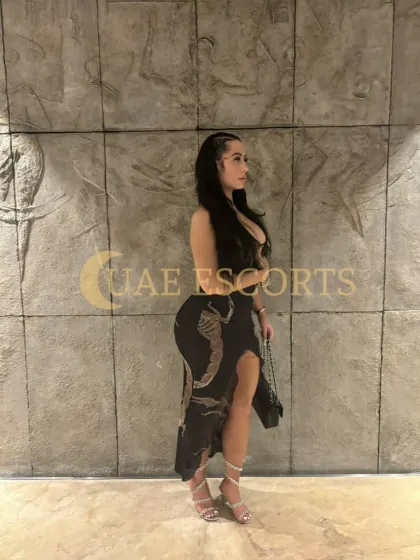 Nellie photo 6 in Birmingham: 25 years old, european, regular, black hair, 165 cm, 52 kg, Medium bust