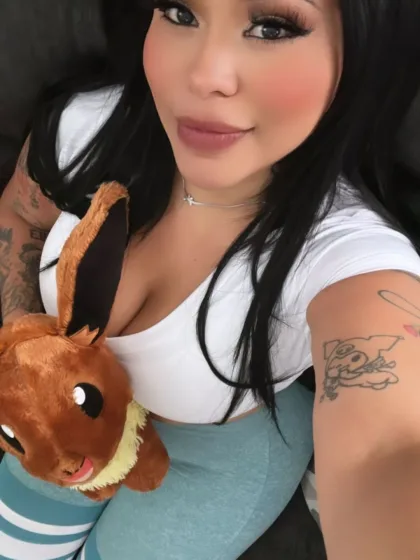 Rosie photo 2 in Al Ain: 31 years old, latina, curvy, black hair, 170 cm, 70 kg, D bust