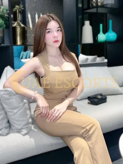 Rachel photo 2 in London: 25 years old, asian, slim, black hair, 155 cm, 48 kg, Large bust