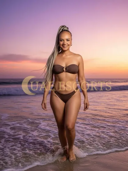 Rochelle photo 6 in Asnieres: 35 years old, european, curvy, brown hair, 174 cm, 66 kg, Large bust