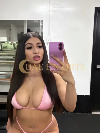 Rosalind photo 3 in Maarssen: 25 years old, regular, black hair, 168 cm, 65 kg, Large bust