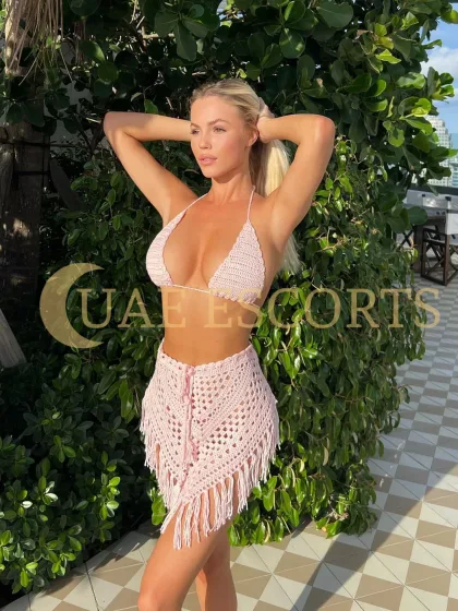 Amal photo 6 in Wakefield: 30 years old, asian, blonde hair, 166 cm, 55 kg, Medium bust