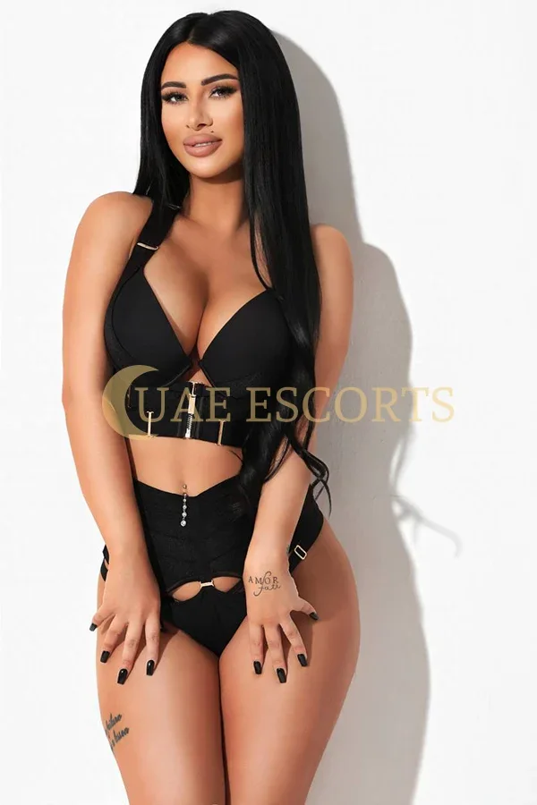 Anais photo 7 in Antibes: 25 years old, slim, brunette, 155 cm, 50 kg, Large bust