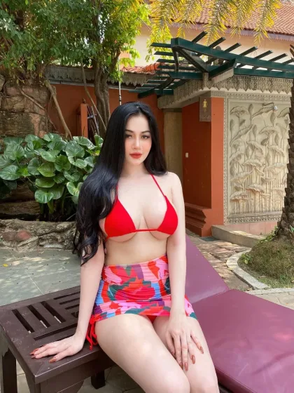 Kailey photo 4 in Ajman: 23 years old, asian, regular, black hair, 165 cm, 54 kg, B bust