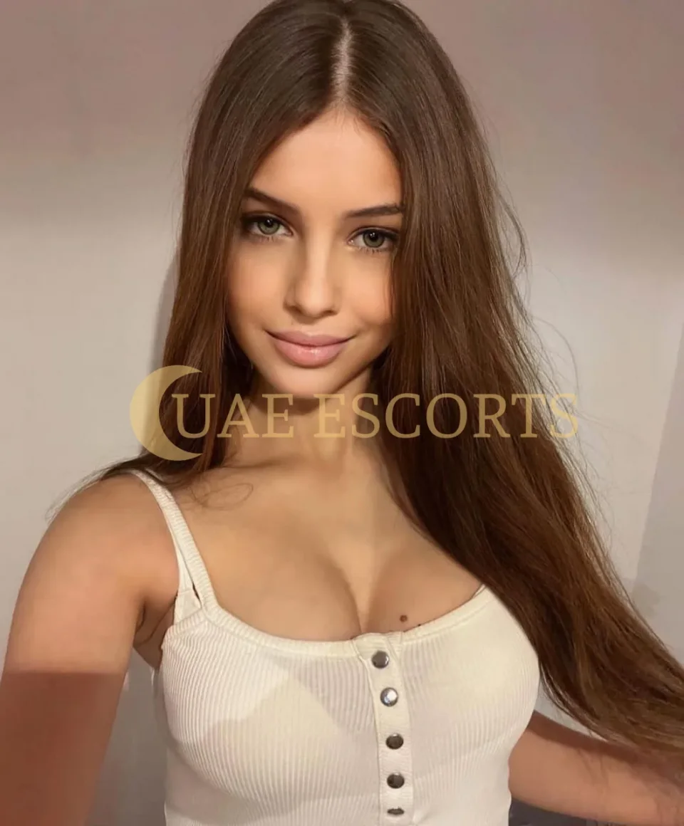 Animira photo 10 in Sliedrecht: 24 years old, regular, brown hair, 170 cm, 50 kg, Medium bust