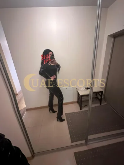 Annelene photo 6 in Paris: 36 years old, curvy, black hair, 177 cm, 60 kg, Large bust