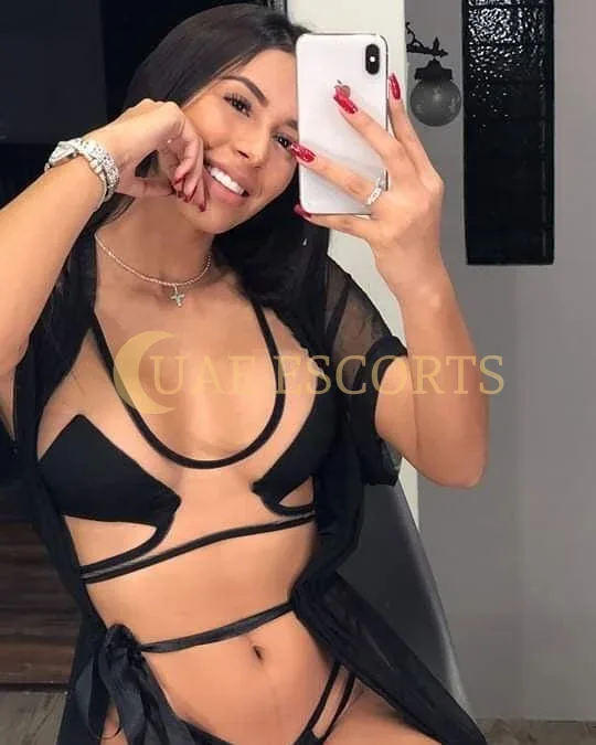 Antoalina photo 3 in Montpellier: 25 years old, skinny, black hair, 163 cm, 53 kg, Medium bust