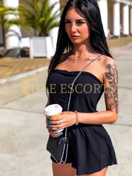 Anu photo 4 in London: 28 years old, regular, brunette, 173 cm, 52 kg, Medium bust