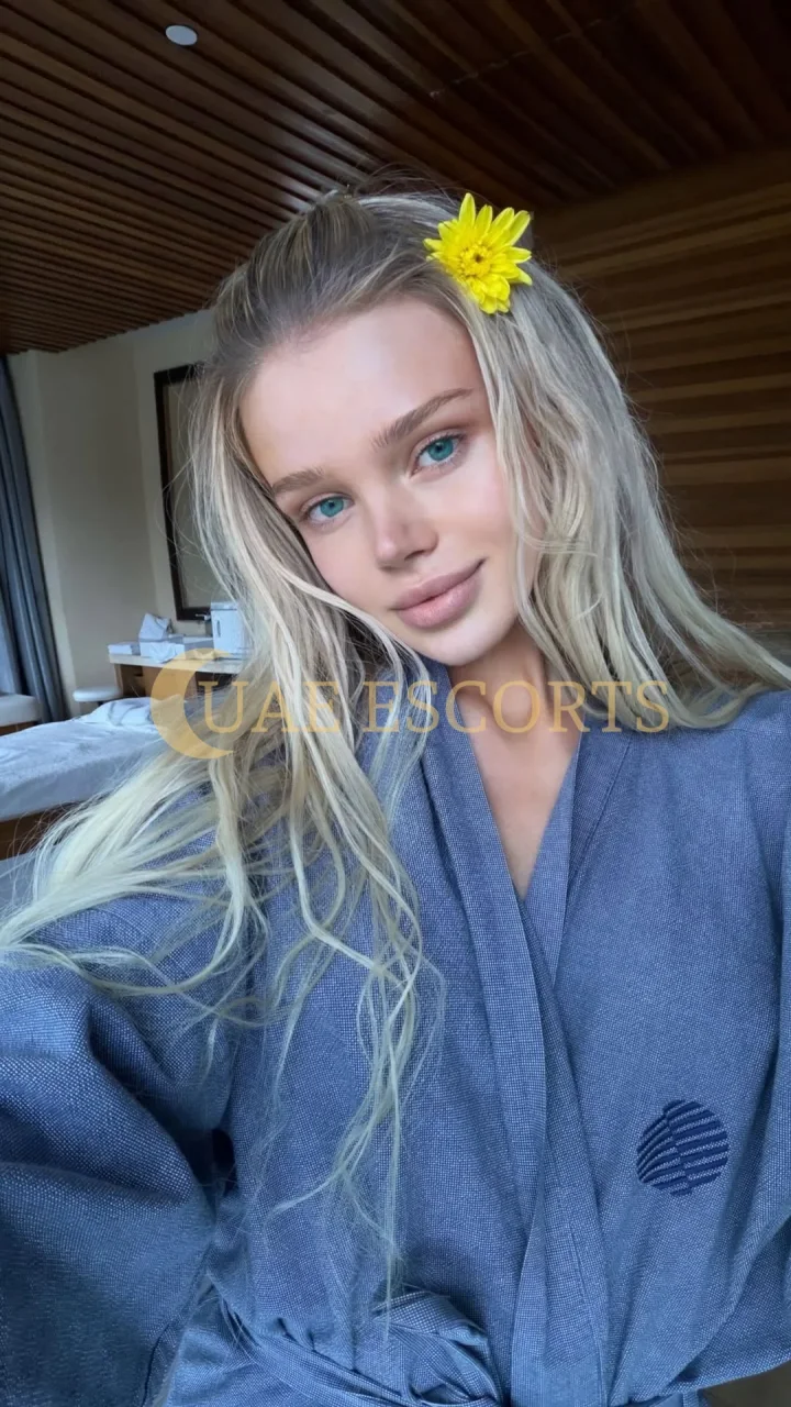 Aranzazu photo 2 in Schorndorf: 31 years old, blonde hair, 164 cm, 60 kg, Large bust
