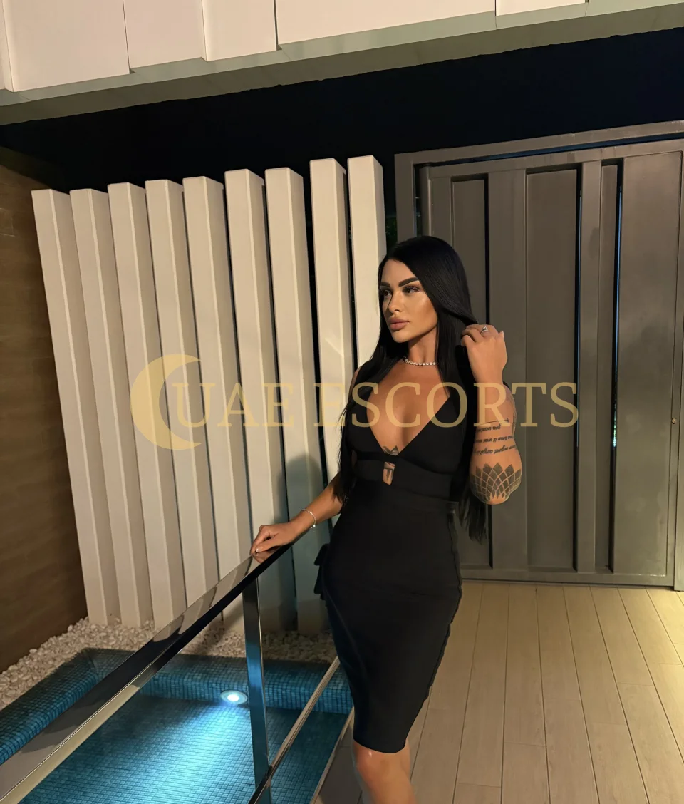 Ariadna photo 2 in Belfast: 25 years old, regular, brunette, 172 cm, 57 kg, Large bust
