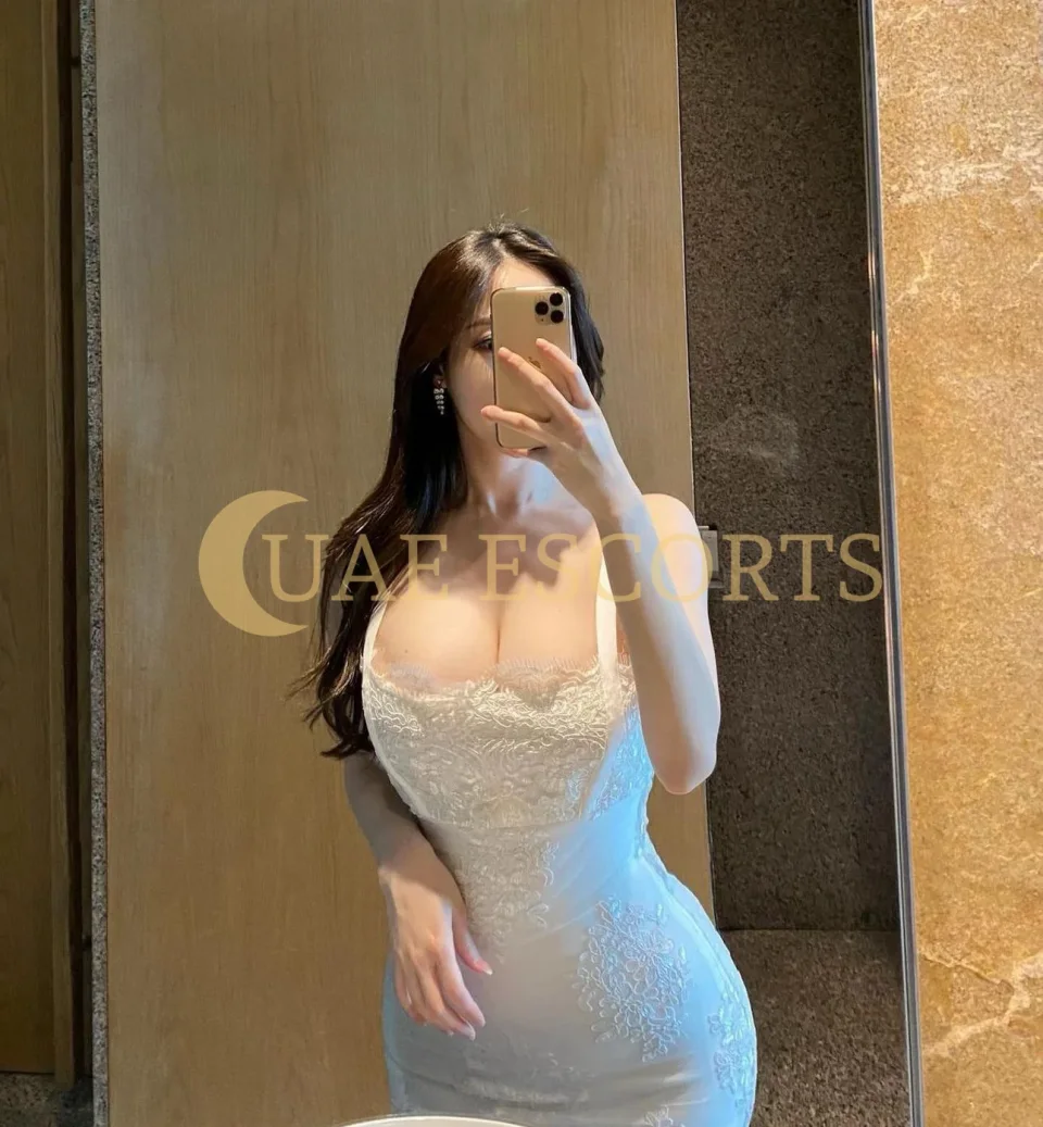 Aristita photo 4 in Lille: 27 years old, skinny, black hair, 170 cm, 49 kg, Large bust