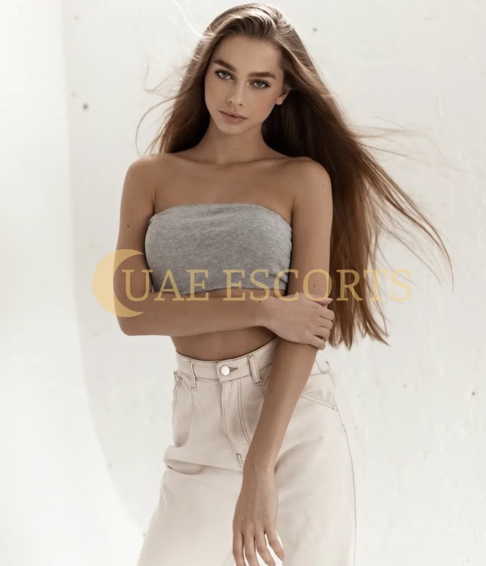Arlaug photo 1 in Bondy: 30 years old, slim, blonde hair, 174 cm, 53 kg, Large bust